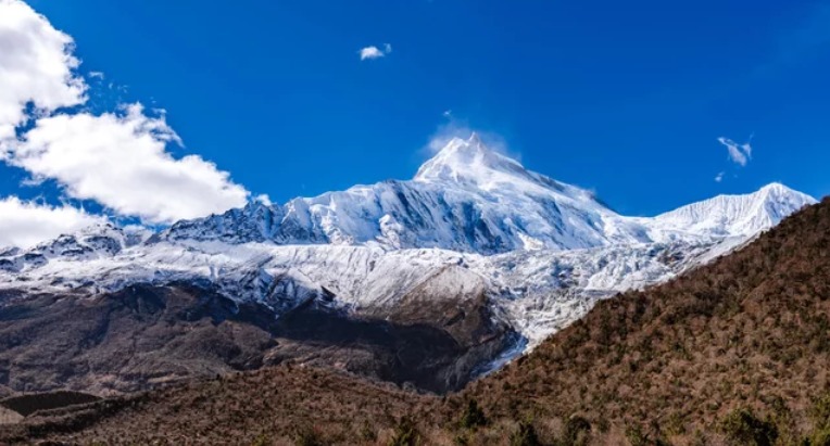 Manaslu Circuit Trek in May