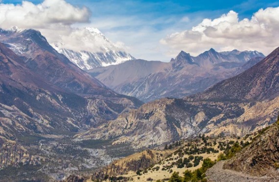 Annapurna Circuit Trek in January