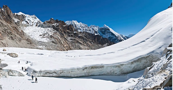 Lobuche Peak Climbing in April