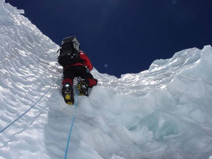 EVEREST EXPEDITION ( NORTH)
