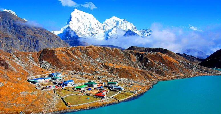 EBC GOKYO LAKE TREK CHOPPER RETURN