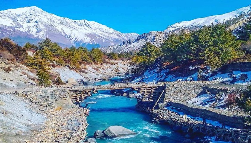 ANNAPURNA CIRCUIT WITH TILICHO LAKE TREK 16 DAYS