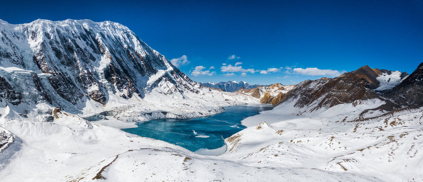 ANNAPURNA CIRCUIT TREK VIA TILICHO LAKE 9 DAYS FROM POKHARA